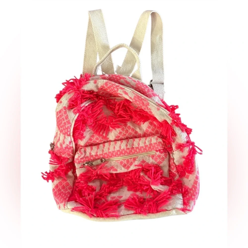 nwt- Stylish Hot Pink  Whimsical Fringe  asymmetrical design  Festival bag